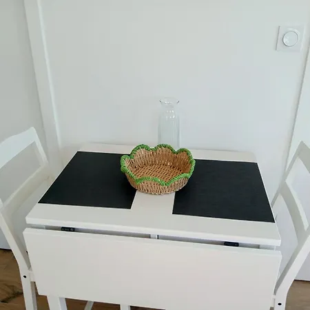 Tribord Babord Draps Fournis Parking Wifi Apartment Arzon Exterior photo